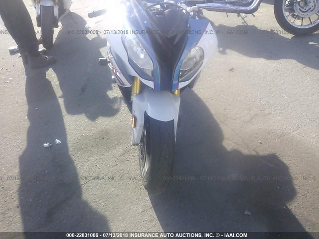 WB10D6007HZ710525 - 2017 BMW S 1000 RR WHITE photo 5