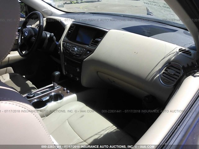 5N1DR2MM4HC674593 - 2017 NISSAN PATHFINDER S/SV/SL/PLATINUM 蓝色 照片 5
