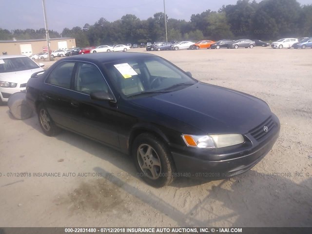 4T1BF22K6WU045698 - 1998 TOYOTA CAMRY CE/LE/XLE 黑色 照片 1