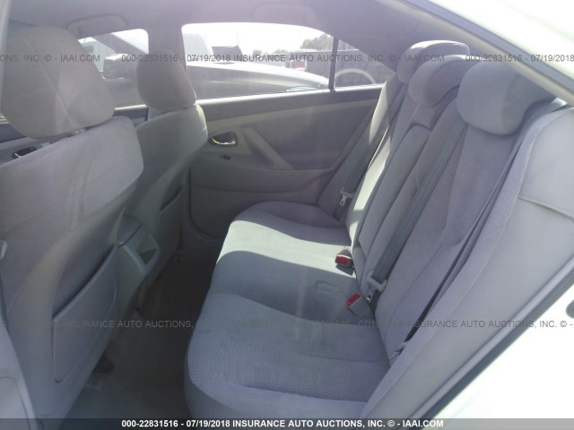 4T1BF3EK8BU587462 - 2011 TOYOTA CAMRY SE/LE/XLE WHITE photo 8