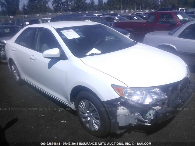 4T4BF1FK4CR220553 - 2012 TOYOTA CAMRY SE/LE/XLE თეთრი ფოტო 1