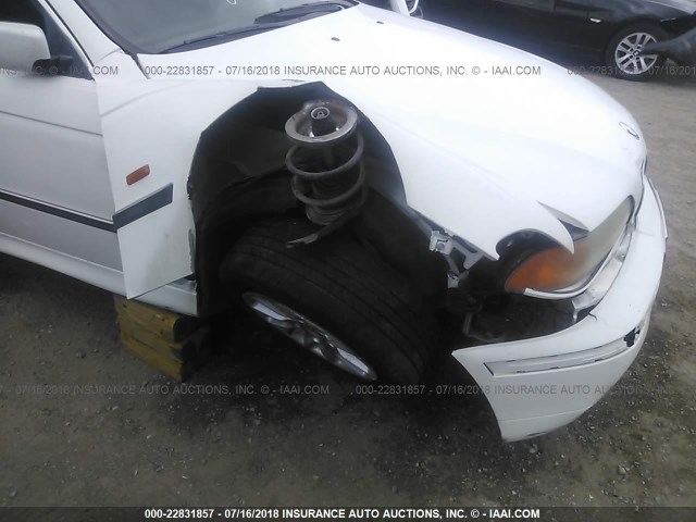 WBADM6347XBY33801 - 1999 BMW 528 I AUTOMATIC WHITE photo 6