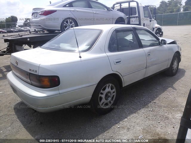 4T1GK13E1RU042071 - 1994 TOYOTA CAMRY XLE SILVER photo 4