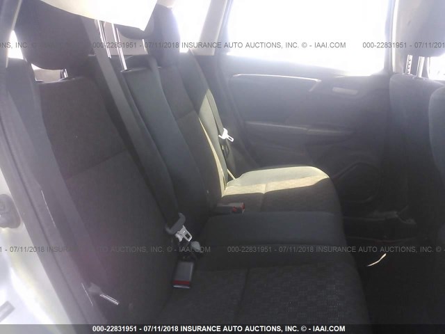 JHMGK5H58GX015612 - 2016 HONDA FIT LX SILVER photo 8