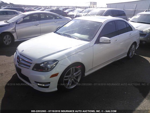 WDDGF8BB8CF920976 - 2012 MERCEDES-BENZ C 300 4MATIC WHITE photo 2