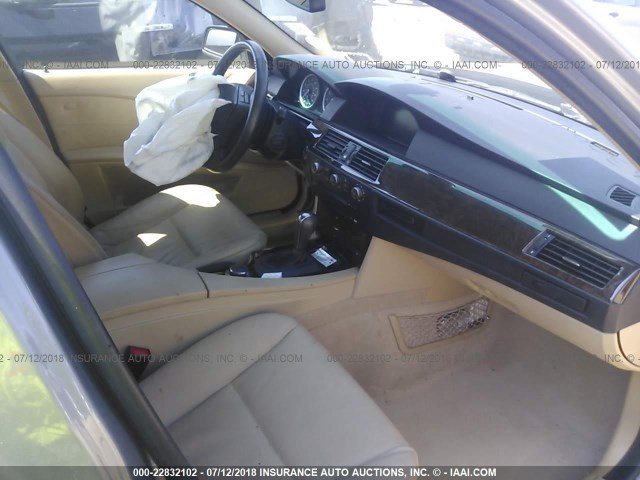 WBANF73597CU21368 - 2007 BMW 530 XI GRAY photo 5