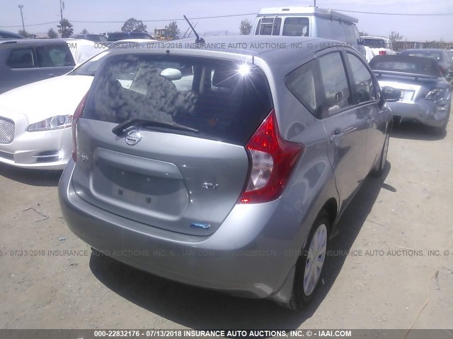 3N1CE2CP2FL416049 - 2015 NISSAN VERSA NOTE S/S PLUS/SV/SL/SR GRAY photo 4