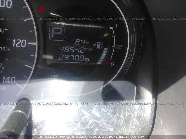 3N1CE2CP2FL416049 - 2015 NISSAN VERSA NOTE S/S PLUS/SV/SL/SR GRAY photo 9