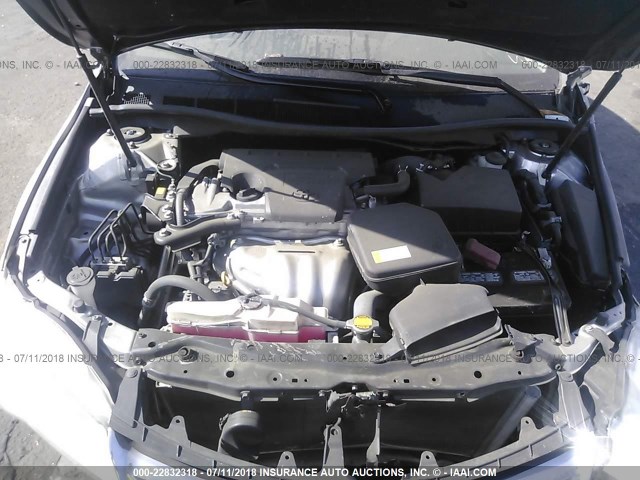 4T1BF1FK5FU997645 - 2015 TOYOTA CAMRY LE/XLE/SE/XSE 银色 照片 10