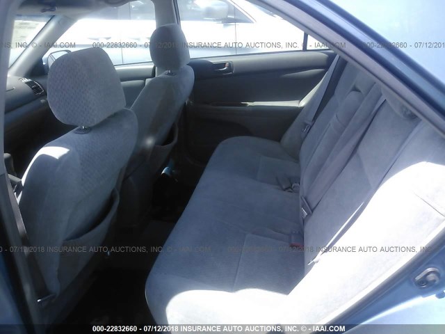 4T1BE30K74U918349 - 2004 TOYOTA CAMRY LE/XLE/SE ლურჯი ფოტო 8
