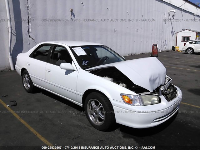 JT2BF22K410291551 - 2001 TOYOTA CAMRY CE/LE/XLE WHITE photo 1