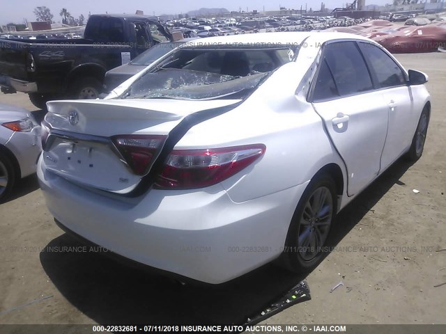 4T1BF1FK9GU505555 - 2016 TOYOTA CAMRY LE/XLE/SE/XSE WHITE photo 4