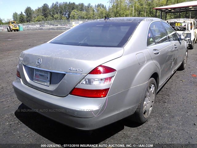 WDDNG86X97A104985 - 2007 MERCEDES-BENZ S 550 4MATIC SILVER photo 4