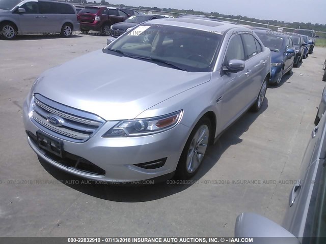 1FAHP2FW9BG179502 - 2011 FORD TAURUS LIMITED SILVER photo 2