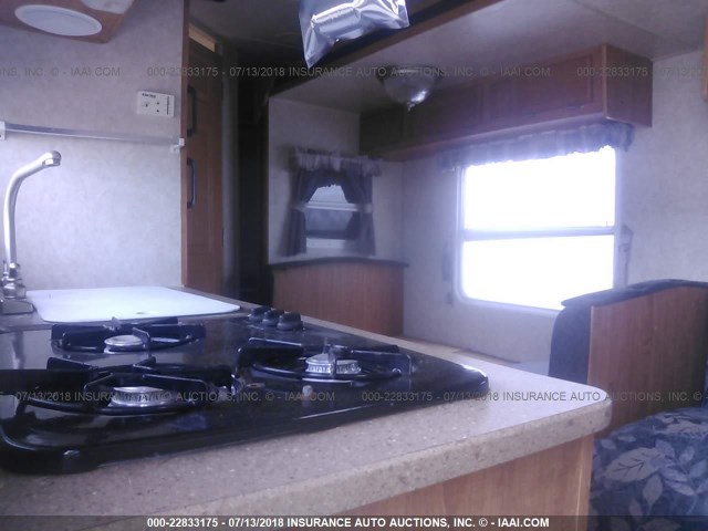 4X4TRLW268D097152 - 2008 FOREST RIVER ROCKWOOD ROO  白色 照片 8