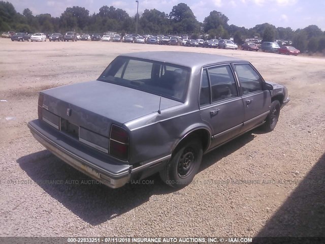 1G3HY54C1KW380513 - 1989 OLDSMOBILE DELTA 88 ROYALE BROUGHAM BLUE photo 4