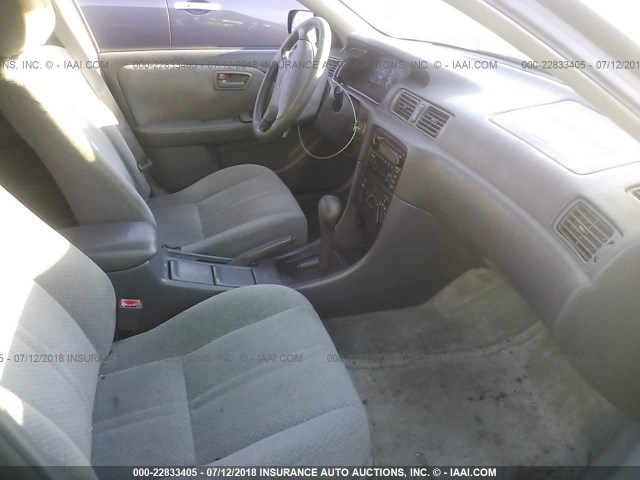 JT2BG22K910606602 - 2001 TOYOTA CAMRY CE/LE/XLE შავი ფოტო 5