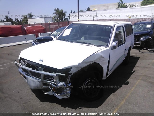 1N6SD11S2SC460715 - 1995 NISSAN TRUCK E/XE WHITE photo 2