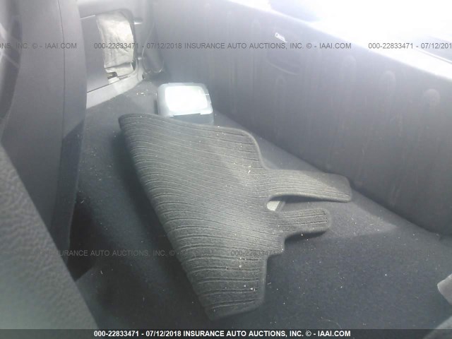 WMEEJ3BAXAK416686 - 2010 SMART FORTWO PURE/PASSION WHITE photo 8