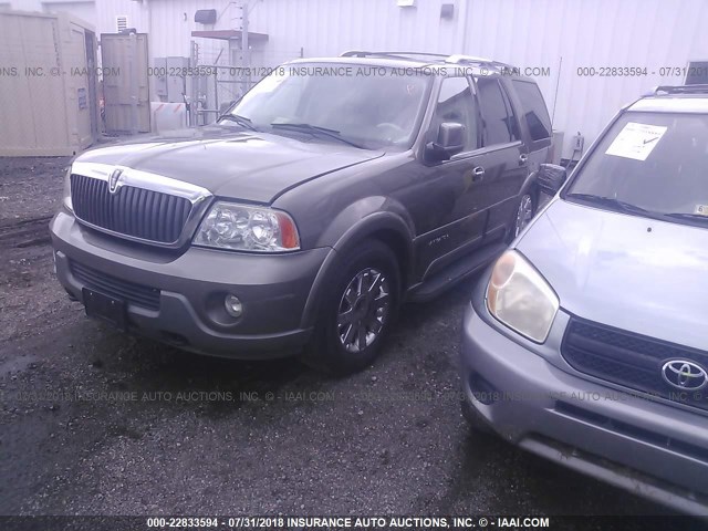 5LMFU28R04LJ22707 - 2004 LINCOLN NAVIGATOR 灰色 照片 2