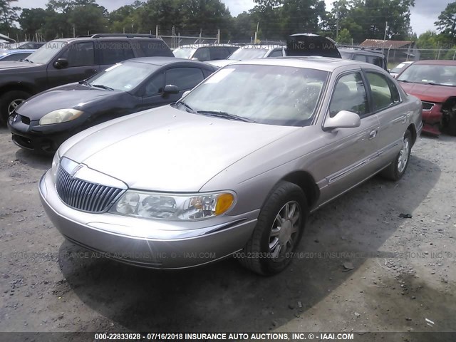 1LNHM97V32Y696303 - 2002 LINCOLN CONTINENTAL  银色 照片 2
