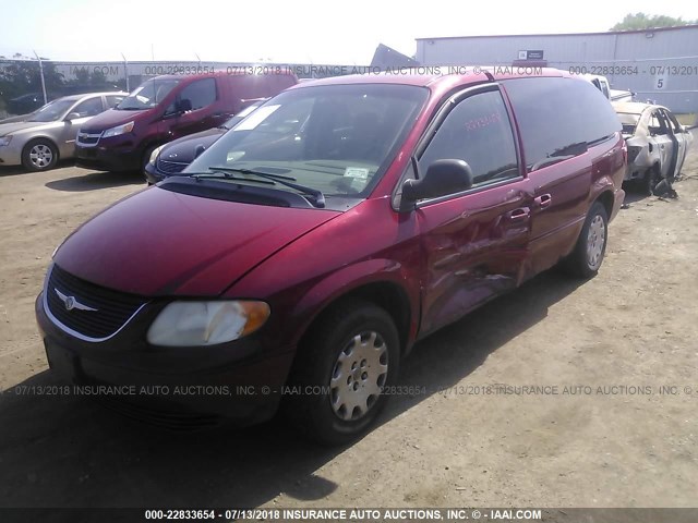 2C4GP44312R791895 - 2002 CHRYSLER TOWN & COUNTRY LX RED photo 2