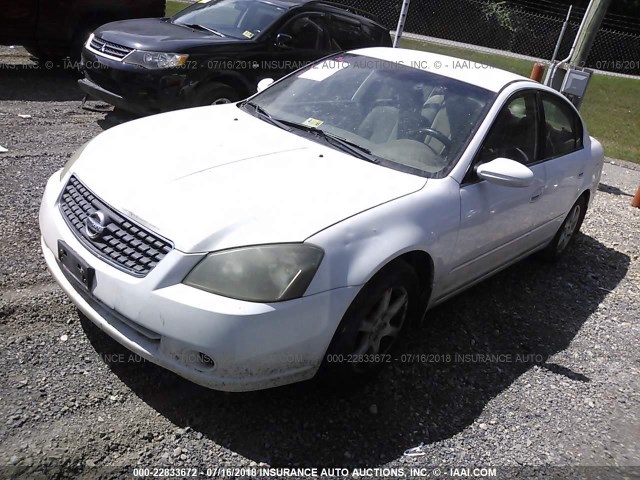 1N4AL11D85C306782 - 2005 NISSAN ALTIMA S/SL WHITE photo 2