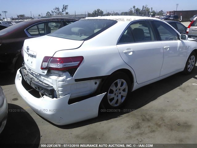 4T1BF3EK2BU645145 - 2011 TOYOTA CAMRY SE/LE/XLE თეთრი ფოტო 4