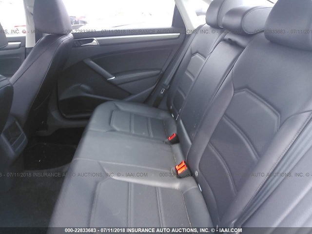 1VWDT7A36HC014342 - 2017 VOLKSWAGEN PASSAT R-LINE Ağ foto 8