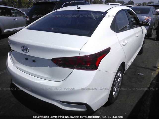 3KPC24A39JE011322 - 2018 HYUNDAI ACCENT SEL WHITE photo 4