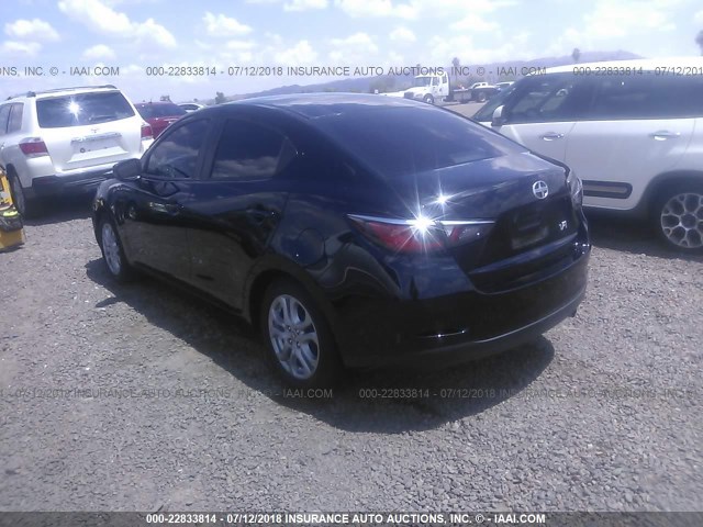 3MYDLBZV2GY100704 - 2016 TOYOTA SCION IA BLACK photo 3