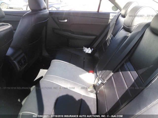 4T1BF1FK7FU947748 - 2015 TOYOTA CAMRY LE/XLE/SE/XSE SILVER photo 8