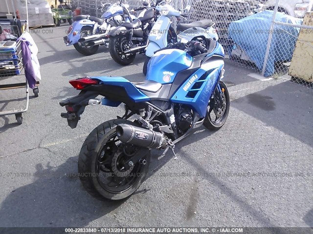 JKAEX8A18HDA33613 - 2017 KAWASAKI EX300 A BLUE photo 4