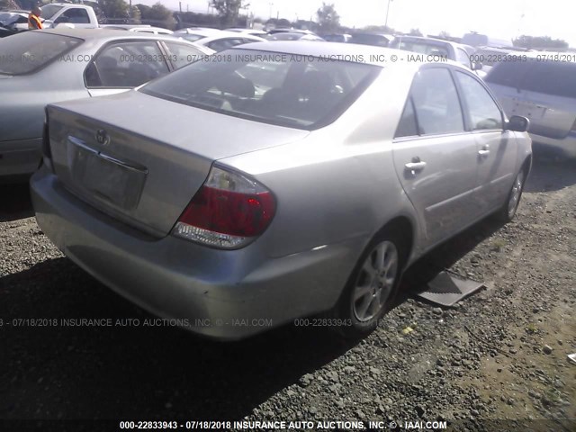 4T1BF30K35U593245 - 2005 TOYOTA CAMRY LE/XLE/SE 银色 照片 4