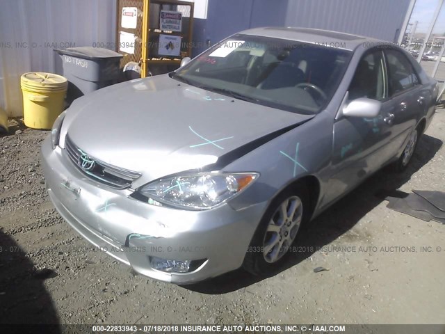 4T1BF30K35U593245 - 2005 TOYOTA CAMRY LE/XLE/SE 银色 照片 6