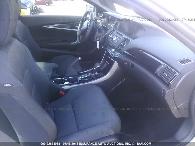 1HGCT1B3XGA013264 - 2016 HONDA Accord LX-S GRAY photo 5