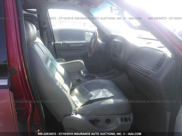 5LMPU28A9XLJ23583 - 1999 LINCOLN NAVIGATOR 红色 照片 5