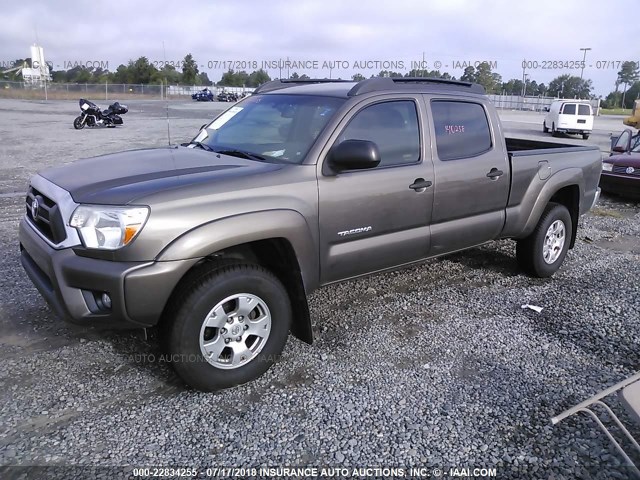 5TFMU4FN7CX008219 - 2012 TOYOTA TACOMA DOUBLE CAB LONG BED GRAY photo 2