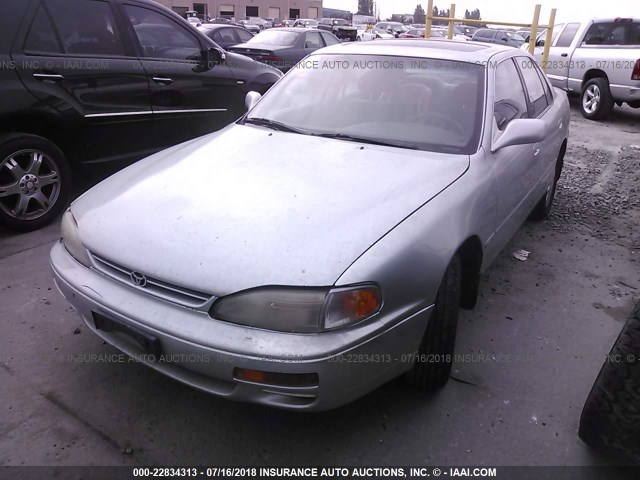 JT2BG12KXT0338950 - 1996 TOYOTA CAMRY DX/LE/XLE Light Blue photo 2
