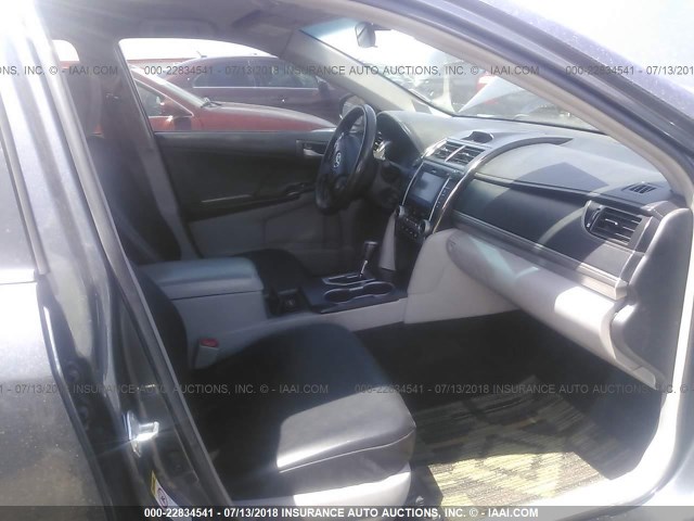 4T1BF1FK7CU098491 - 2012 TOYOTA CAMRY SE/LE/XLE GRAY photo 5