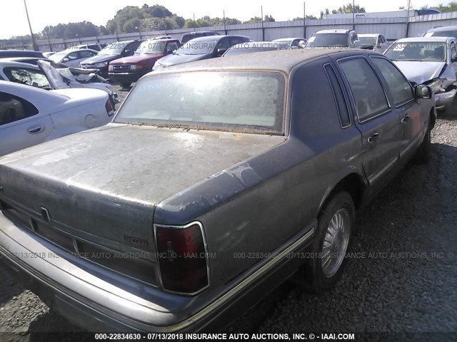 1LNLM82W6VY666897 - 1997 LINCOLN TOWN CAR SIGNATURE/TOURING GRAY photo 4