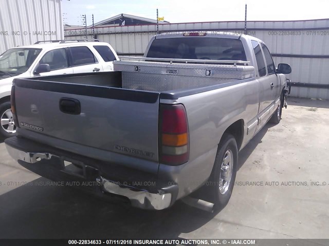 2GCEC19T0Y1122275 - 2000 CHEVROLET SILVERADO C1500 GRAY photo 4