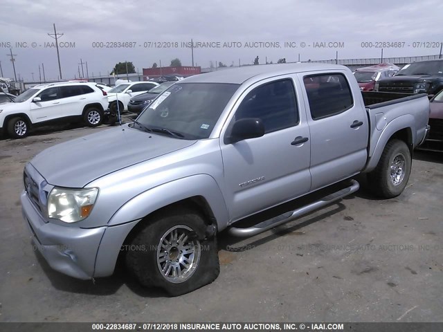 5TEJU4GN3AZ682441 - 2010 TOYOTA TACOMA DOUBLE CAB PRERUNNER SILVER photo 2