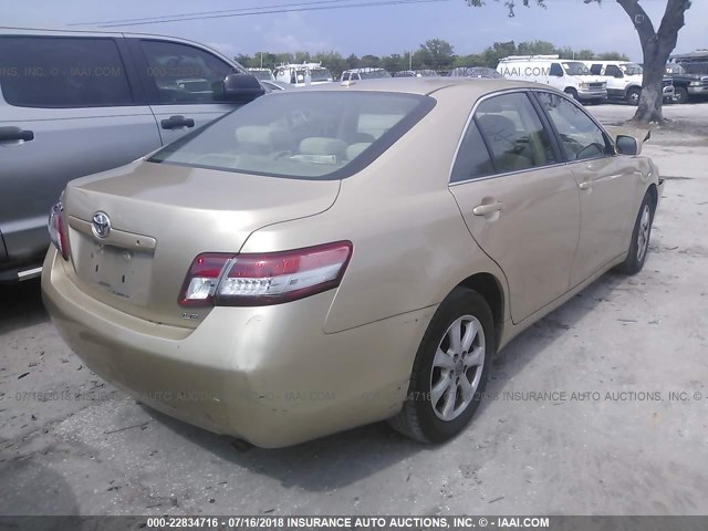 4T1BF3EK8BU589194 - 2011 TOYOTA CAMRY SE/LE/XLE GOLD photo 4