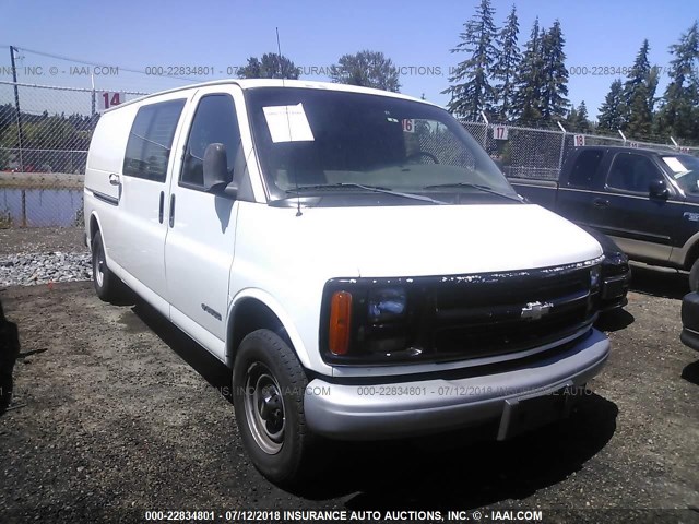 1GCHG39R621236733 - 2002 CHEVROLET EXPRESS G3500  WHITE photo 1