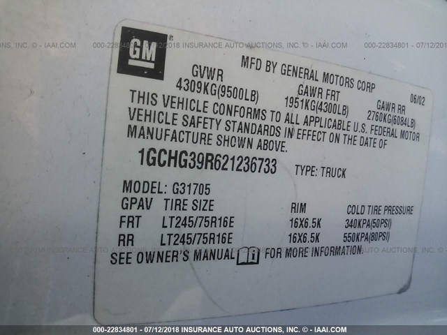 1GCHG39R621236733 - 2002 CHEVROLET EXPRESS G3500  WHITE photo 9