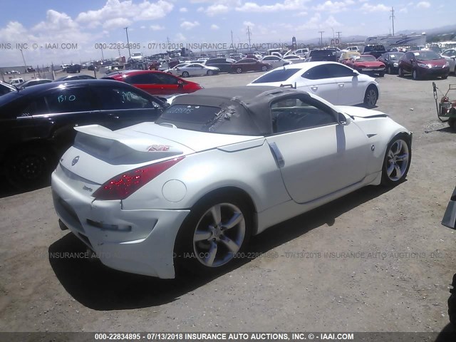 JN1BZ36A97M655750 - 2007 NISSAN 350Z ROADSTER WHITE photo 4