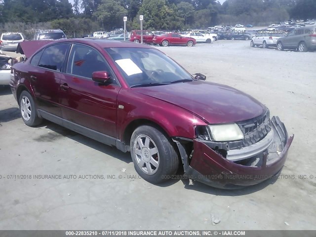 WVWPD63B7XE506411 - 1999 VOLKSWAGEN PASSAT GLX 栗色 照片 1