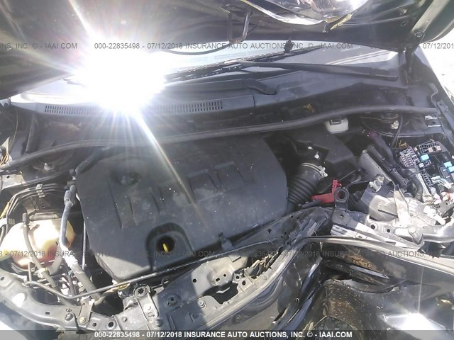 2T1BU4EE9DC988982 - 2013 TOYOTA COROLLA S/LE შავი ფოტო 10