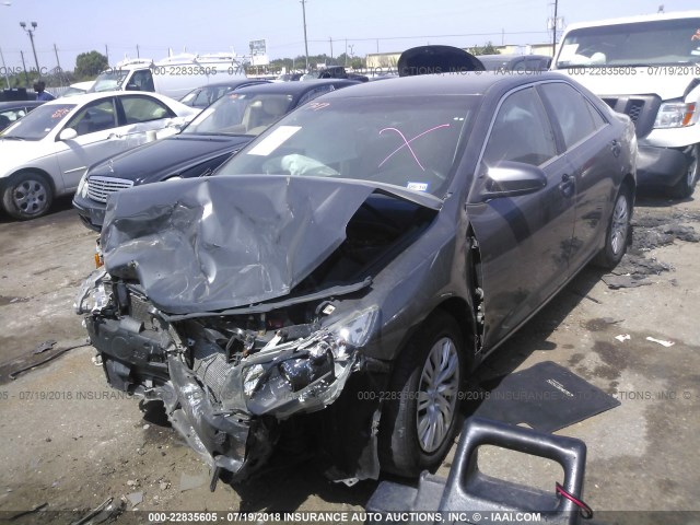 4T4BF1FKXDR309917 - 2013 TOYOTA CAMRY L/SE/LE/XLE Boz foto 2
